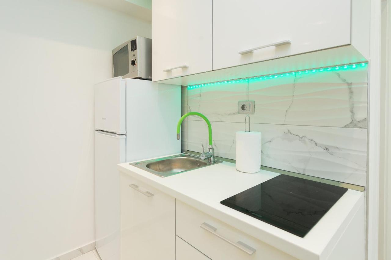Purple & Apple Green Apartment Split Luaran gambar